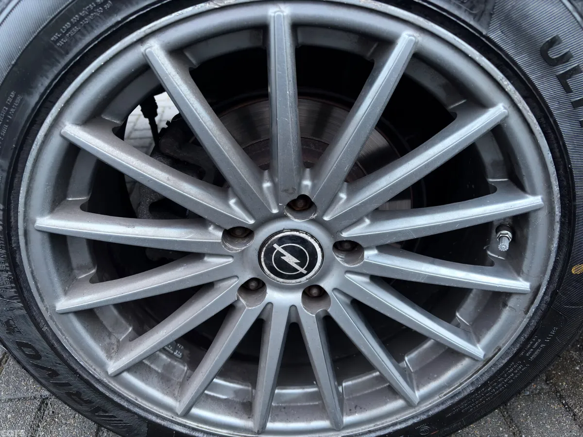 Opel Insignia Saloon, Diesel, 2015, Silver
