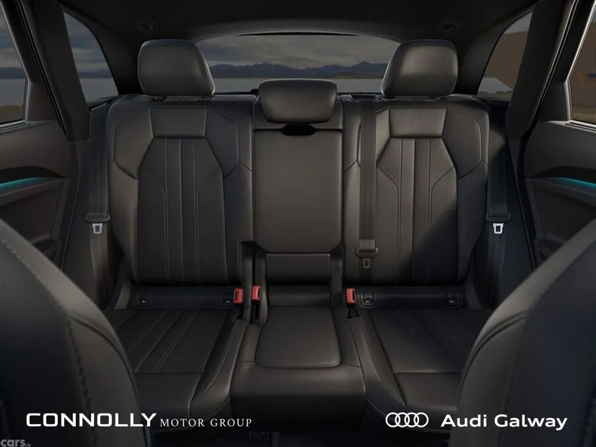 Audi Q5 SUV, Petrol Plug-in Hybrid, 2027, Blue