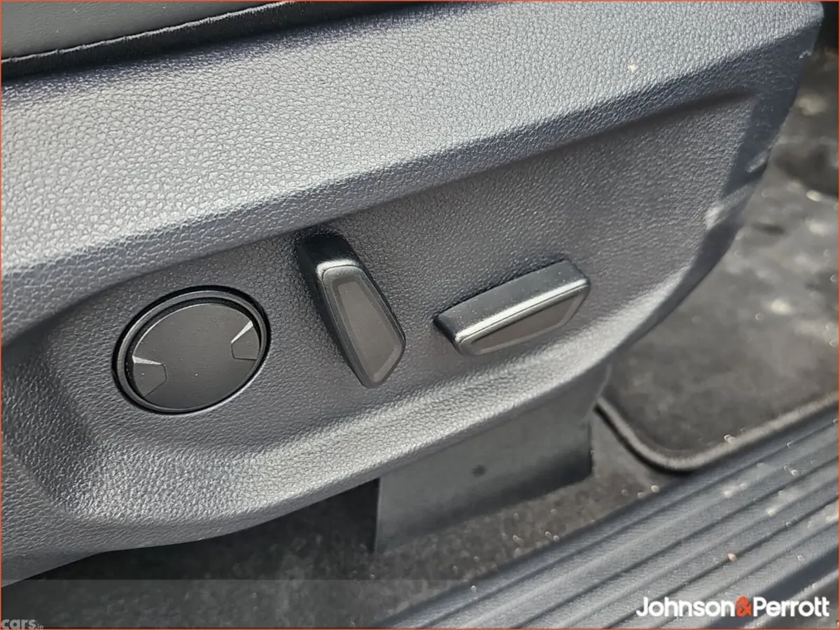 Ford Ranger MPV, Diesel, 2026, Black