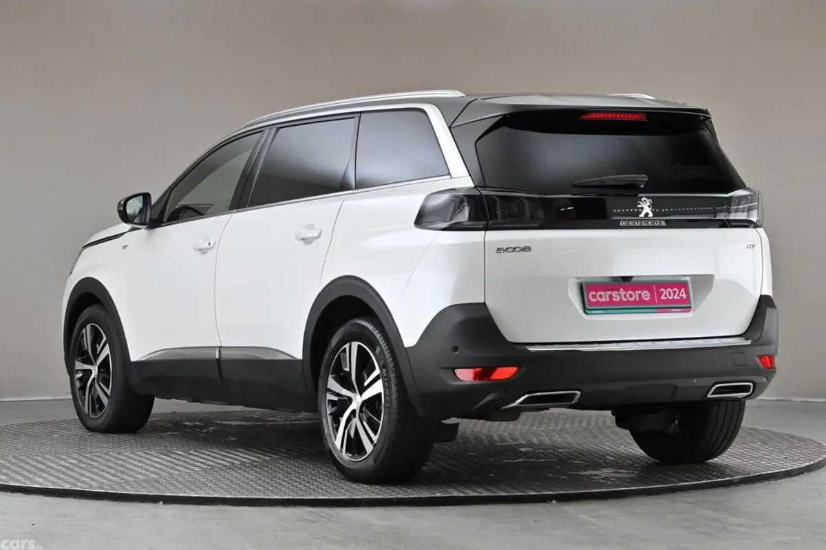 Peugeot 5008 MPV, Petrol Hybrid, 2024, White