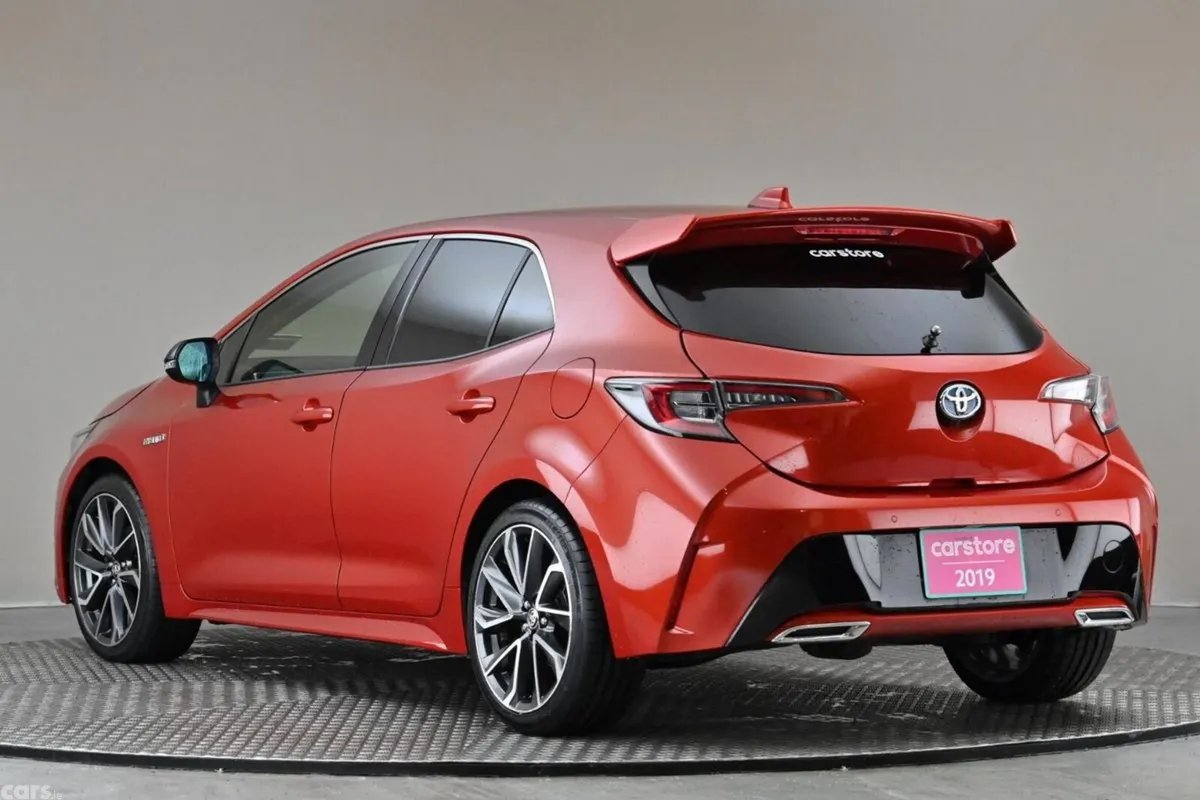 Toyota Corolla Hatchback, Petrol Hybrid, 2019, Red