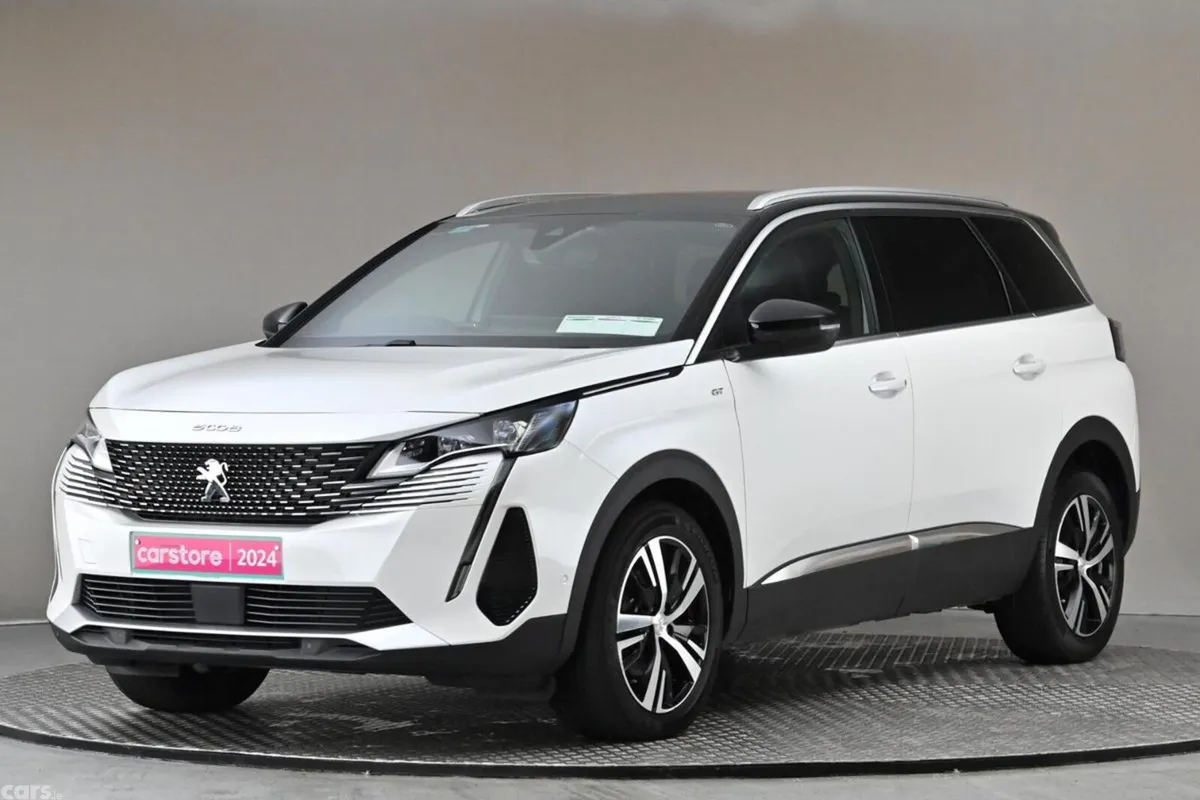 Peugeot 5008 MPV, Petrol Hybrid, 2024, White