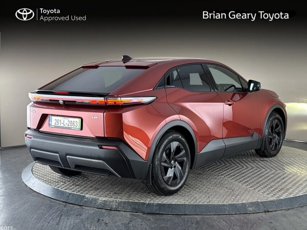 Toyota C-HR Estate, Electric, 2026, Brown
