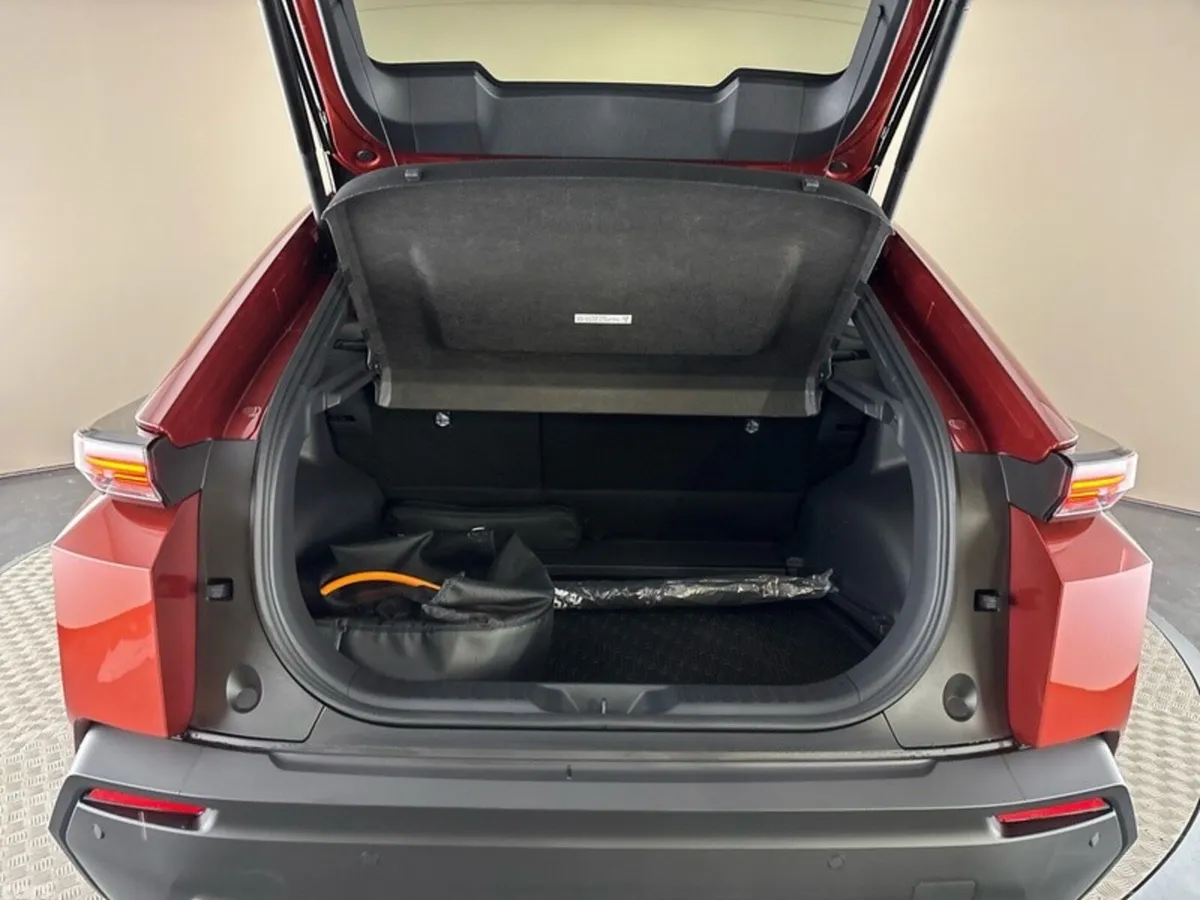 Toyota C-HR Estate, Electric, 2026, Brown