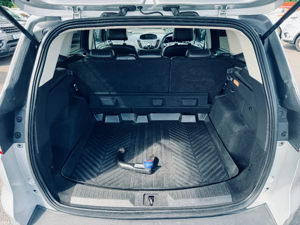Ford Kuga SUV, Diesel, 2015, Silver