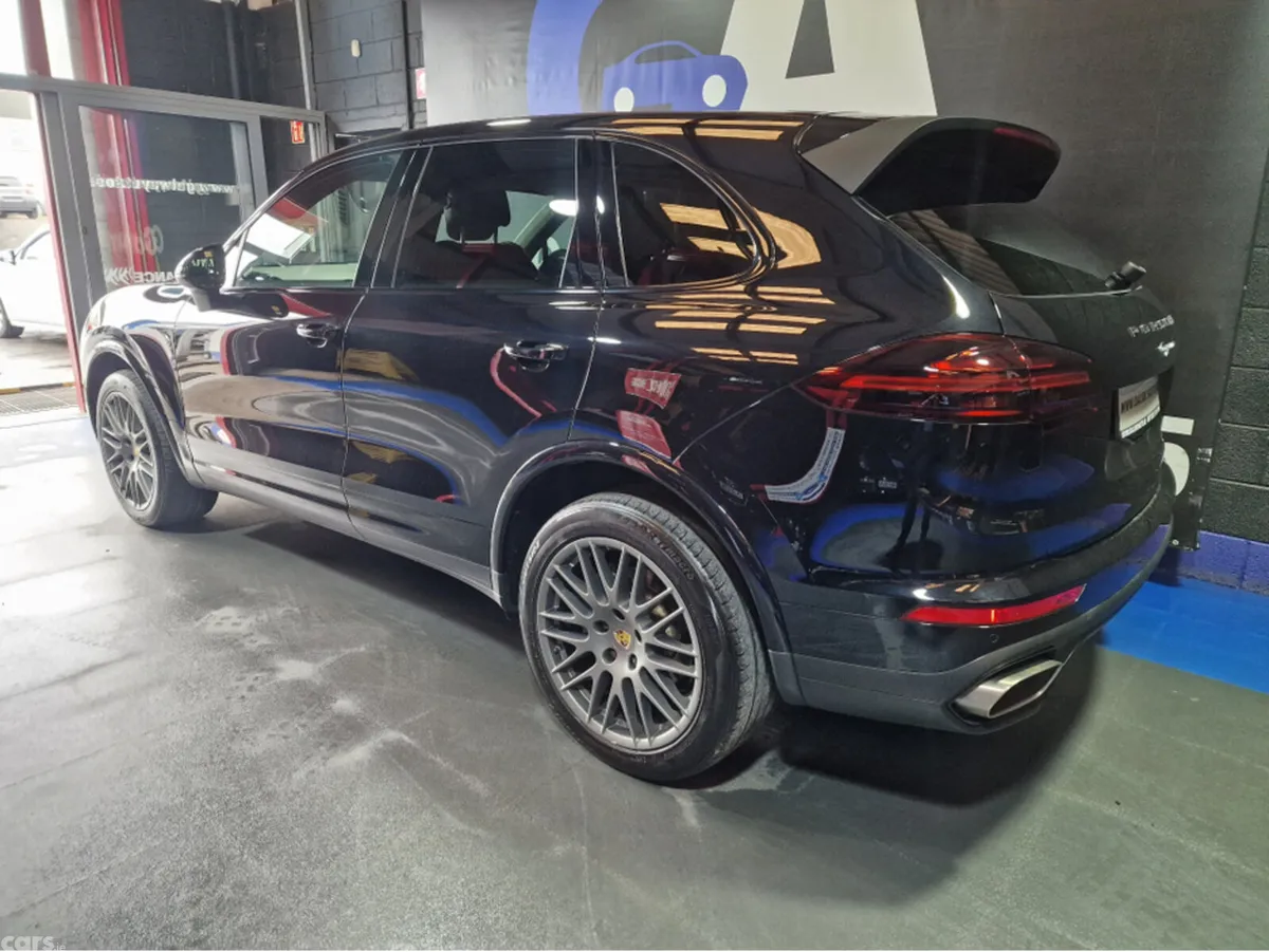 Porsche Cayenne SUV, Diesel, 2018, Black
