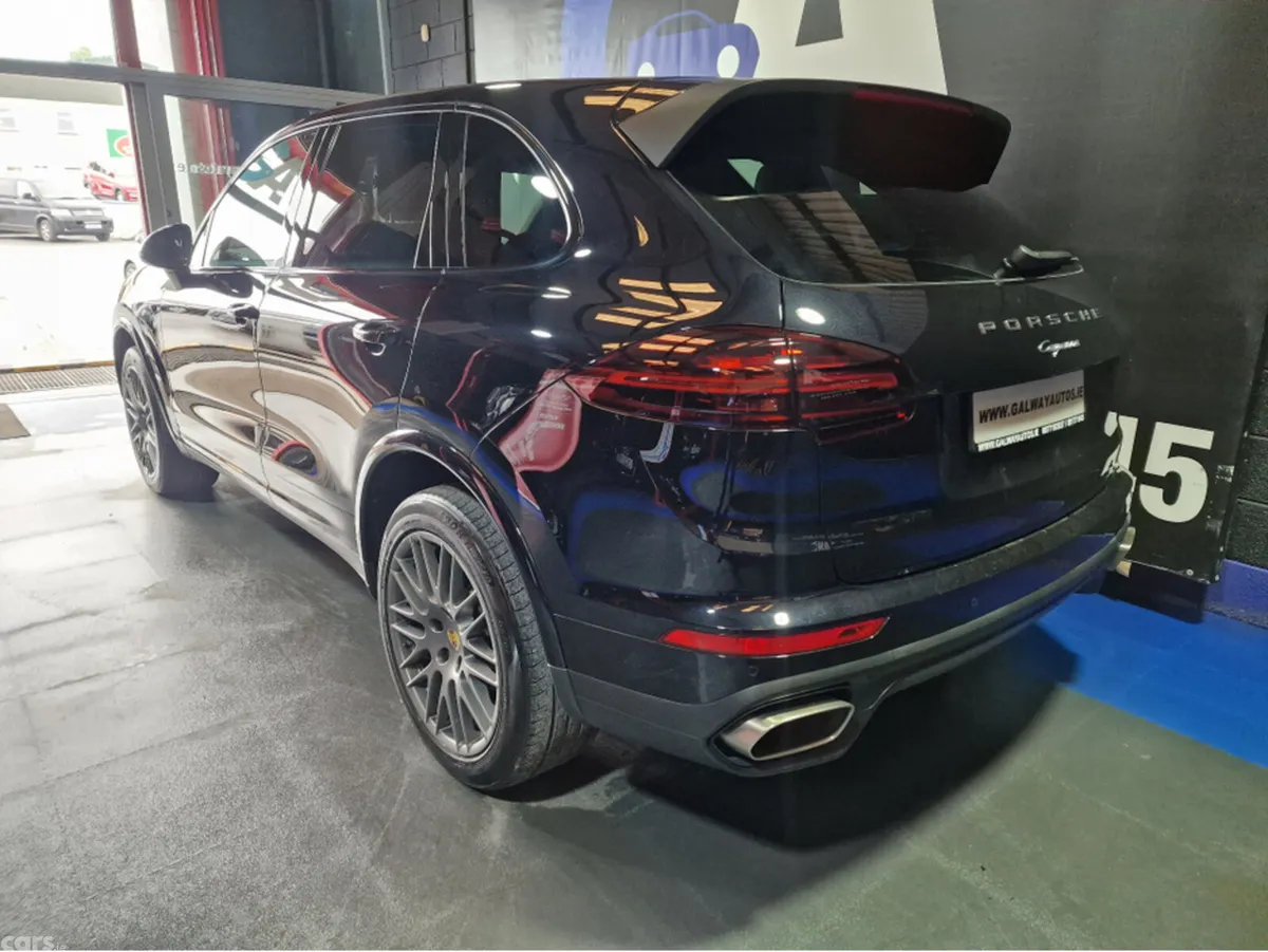 Porsche Cayenne SUV, Diesel, 2018, Black