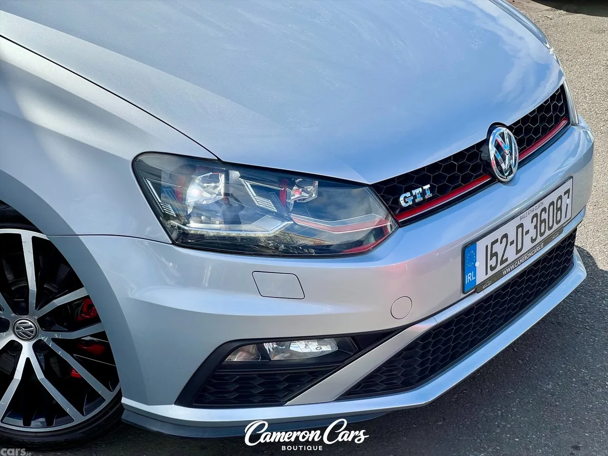 Volkswagen Polo Hatchback, Petrol, 2015, Silver