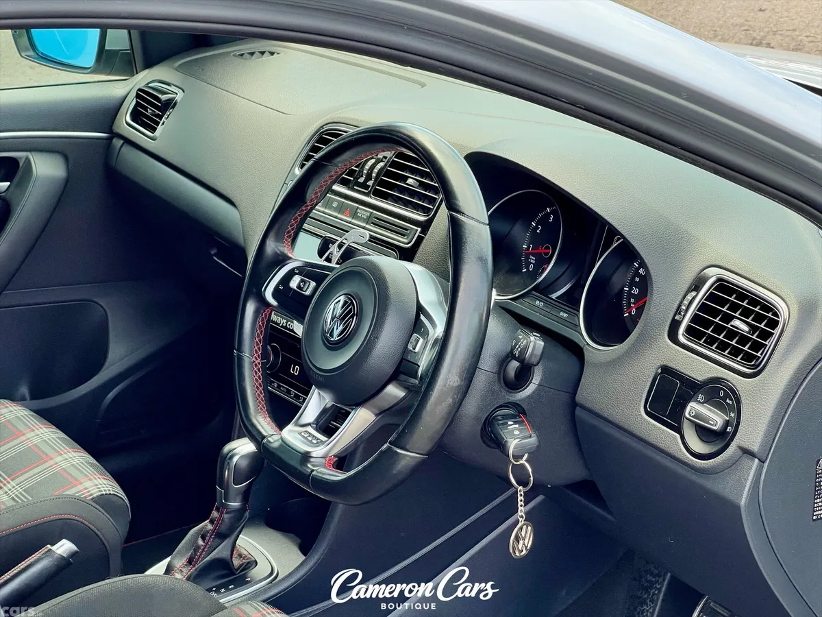 Volkswagen Polo Hatchback, Petrol, 2015, Silver
