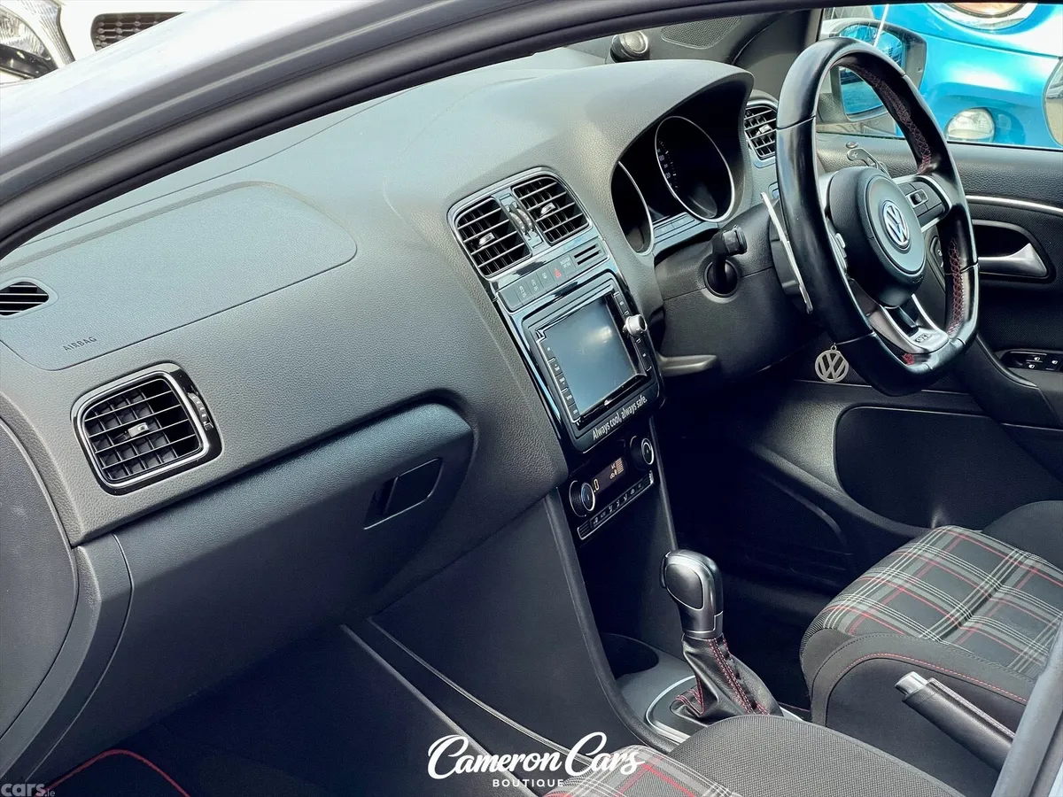 Volkswagen Polo Hatchback, Petrol, 2015, Silver