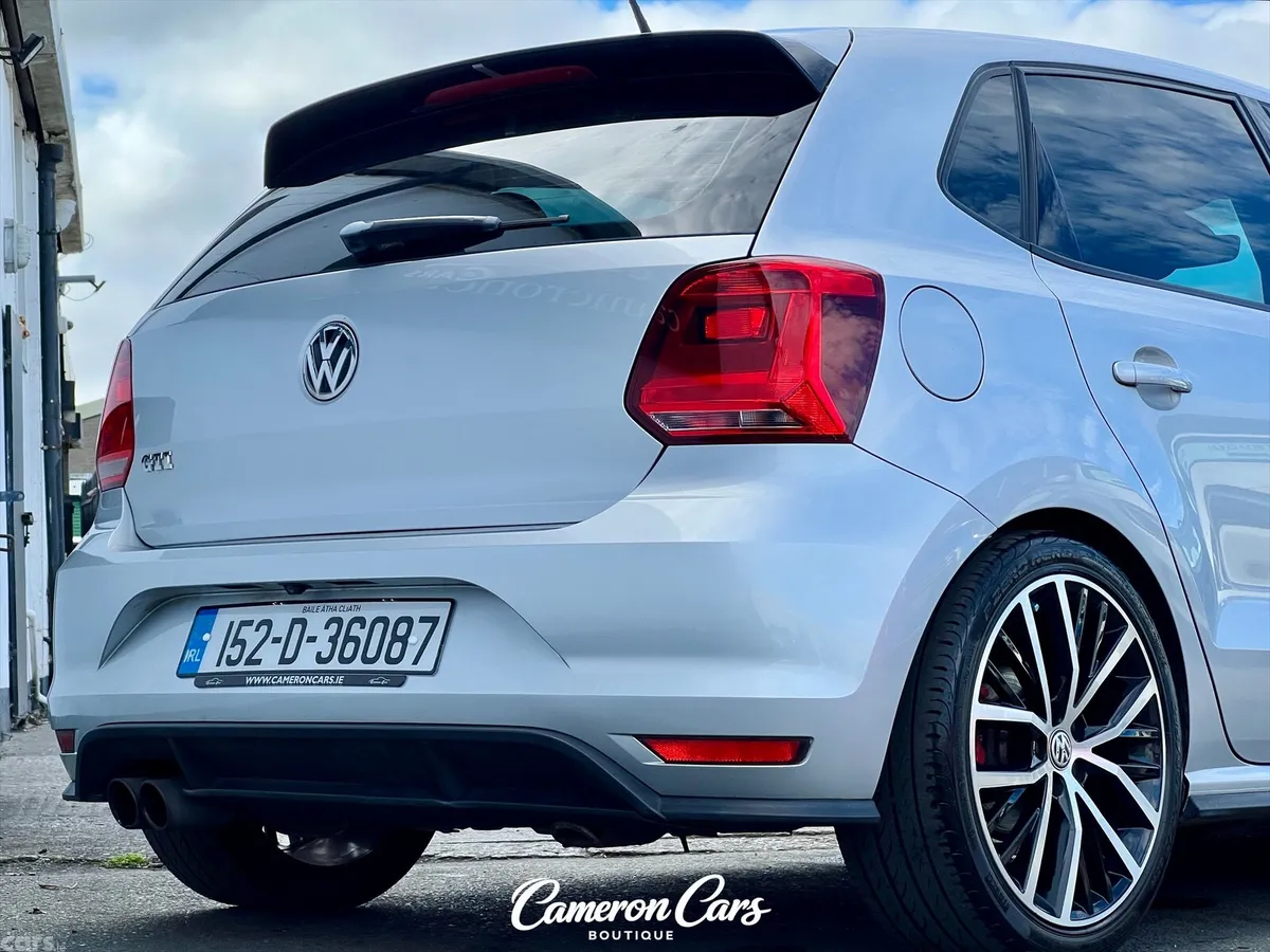 Volkswagen Polo Hatchback, Petrol, 2015, Silver