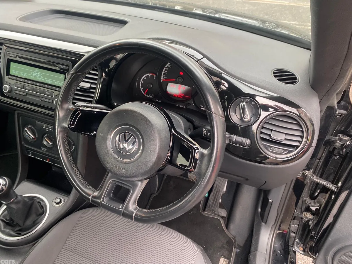 Volkswagen Beetle Hatchback, Diesel, 2014, Black