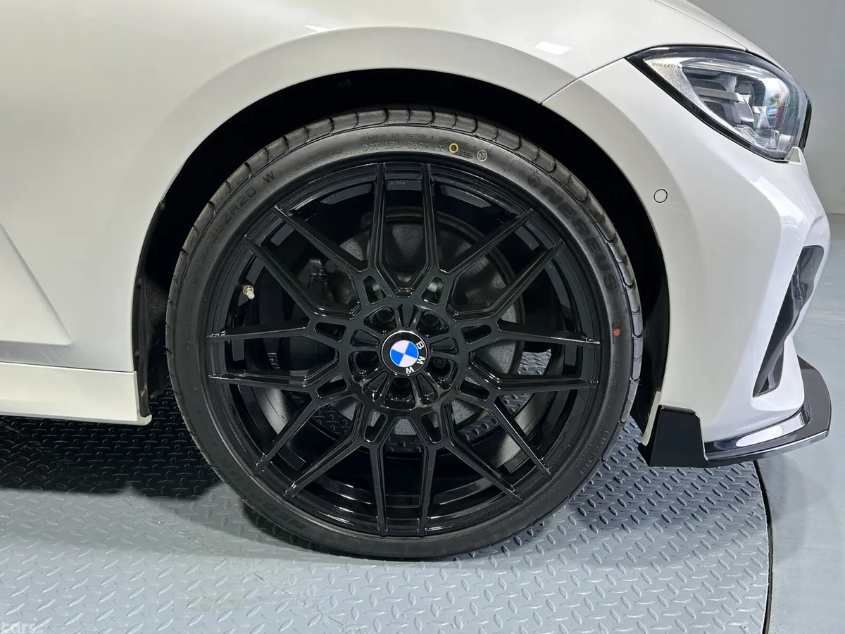 BMW 3-Series Saloon, Petrol Hybrid, 2020, White