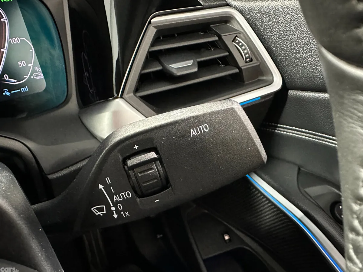 BMW 3-Series Saloon, Petrol Hybrid, 2020, White