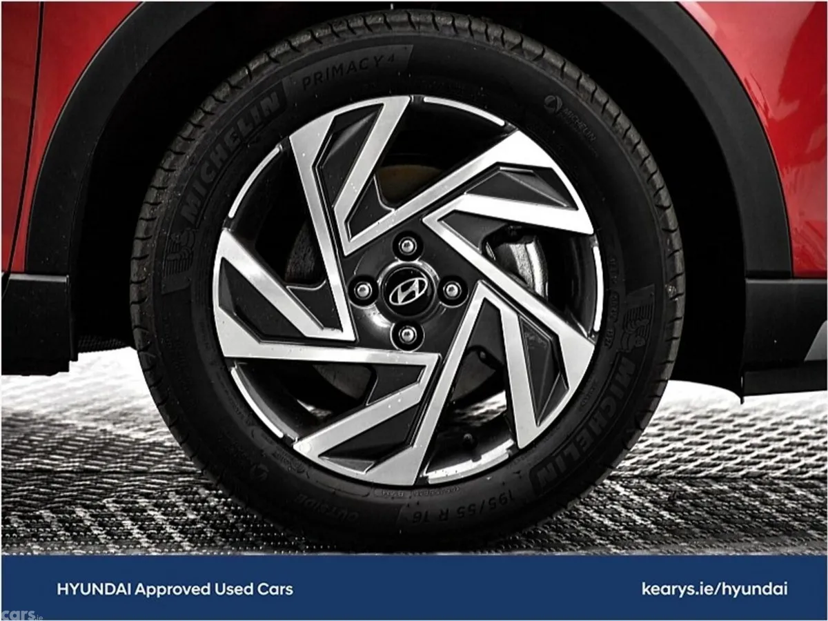 Hyundai Bayon SUV, Petrol, 2025, Red