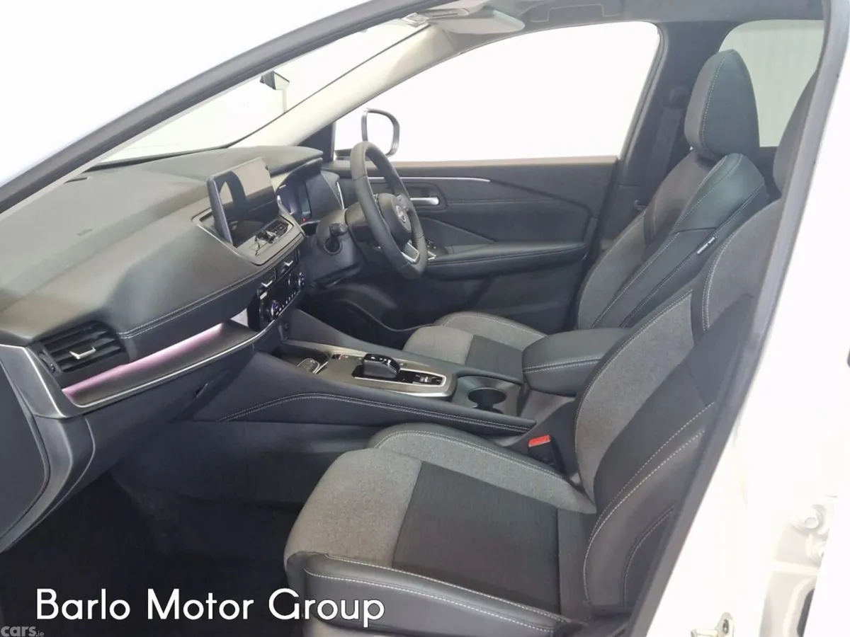 Nissan Qashqai MPV, Petrol Hybrid, 2026, White