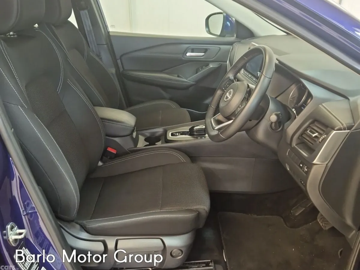 Nissan Qashqai MPV, Petrol, 2024, Blue