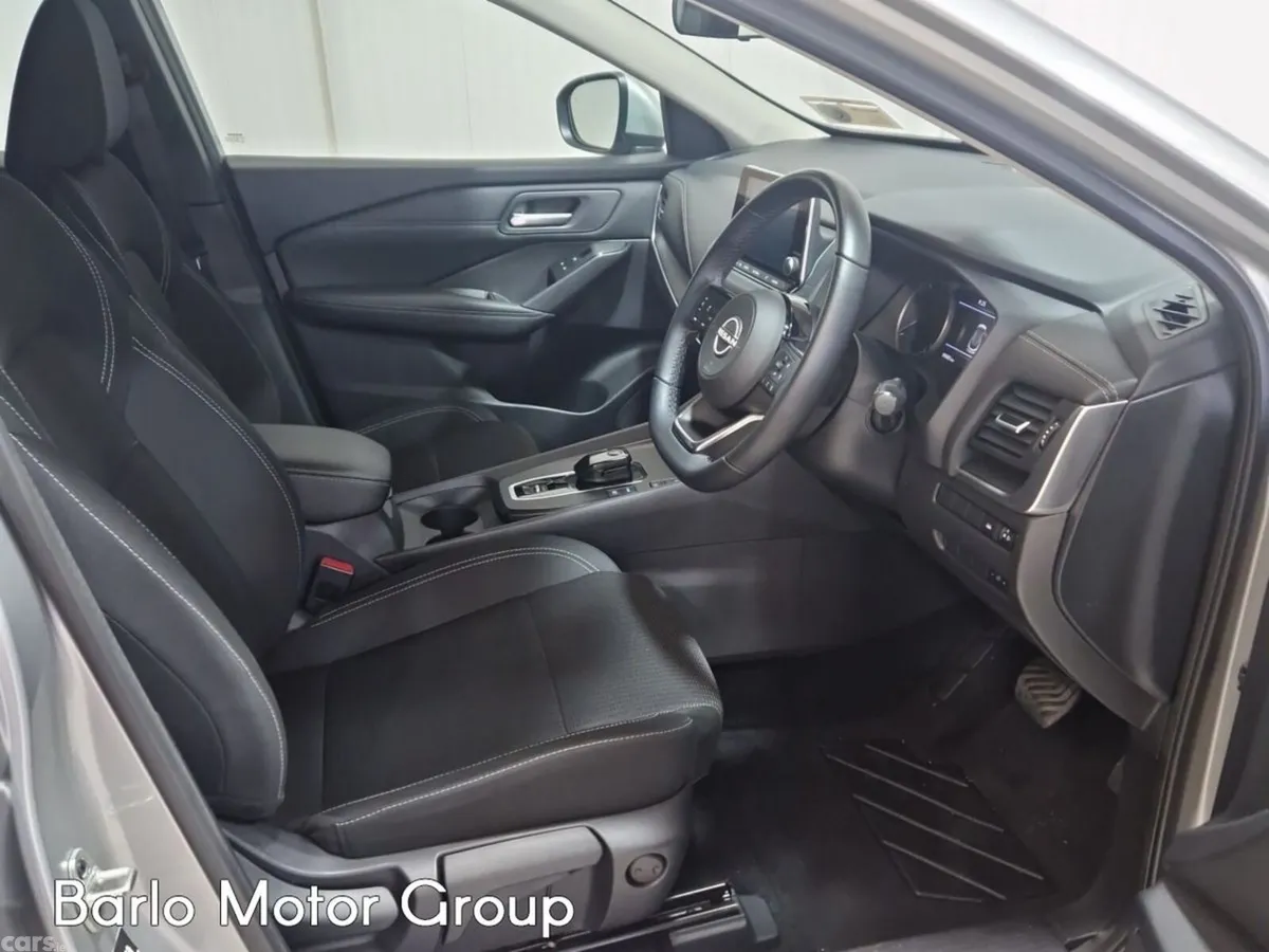 Nissan Qashqai MPV, Petrol Hybrid, 2023, Grey