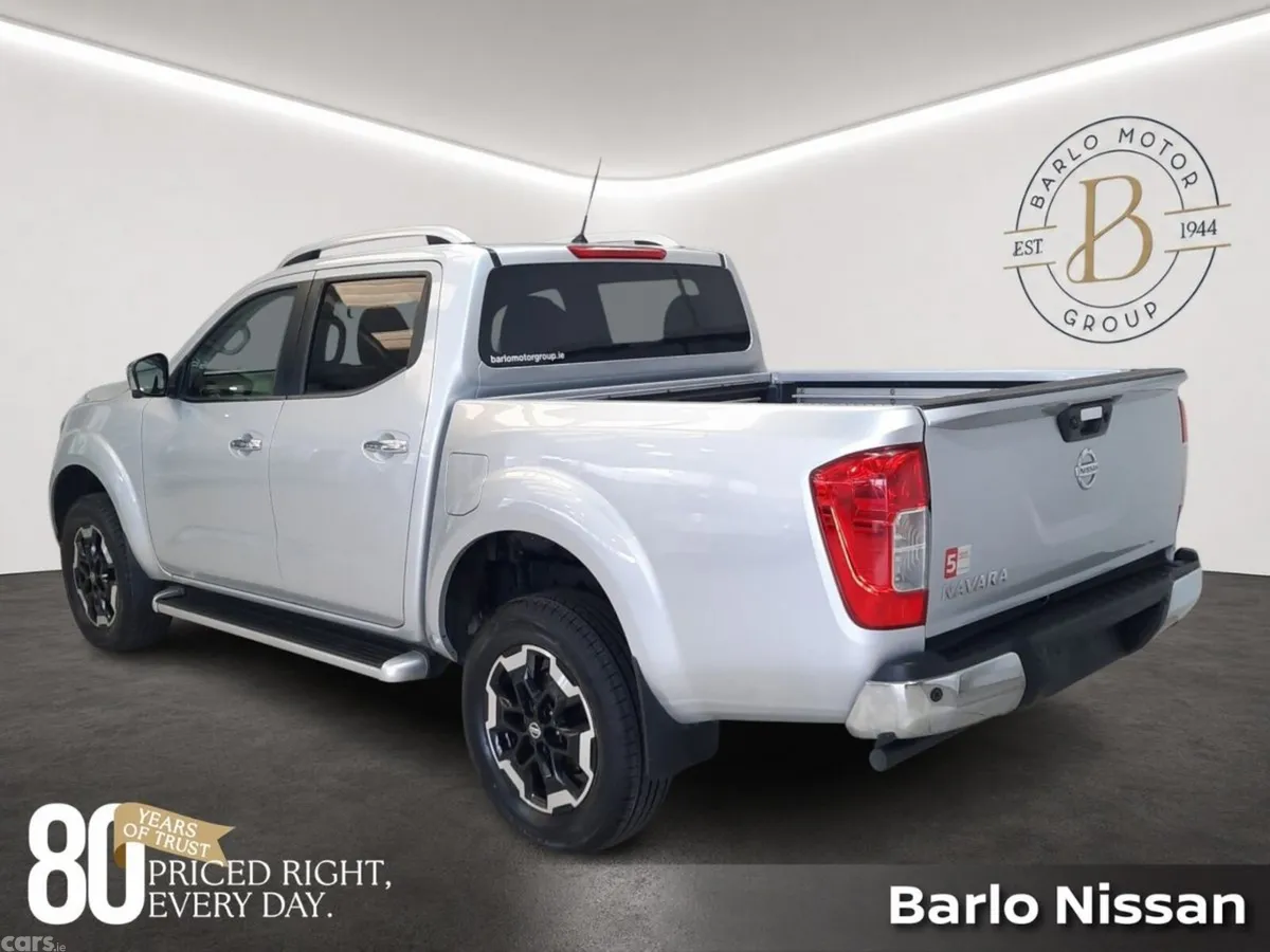 Nissan Navara MPV, Diesel, 2021, Silver