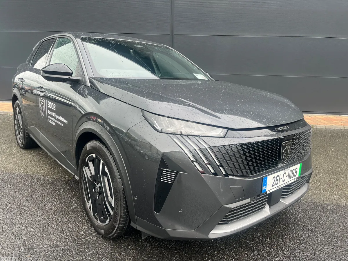 Peugeot 3008 MPV, Electric, 2026, Grey