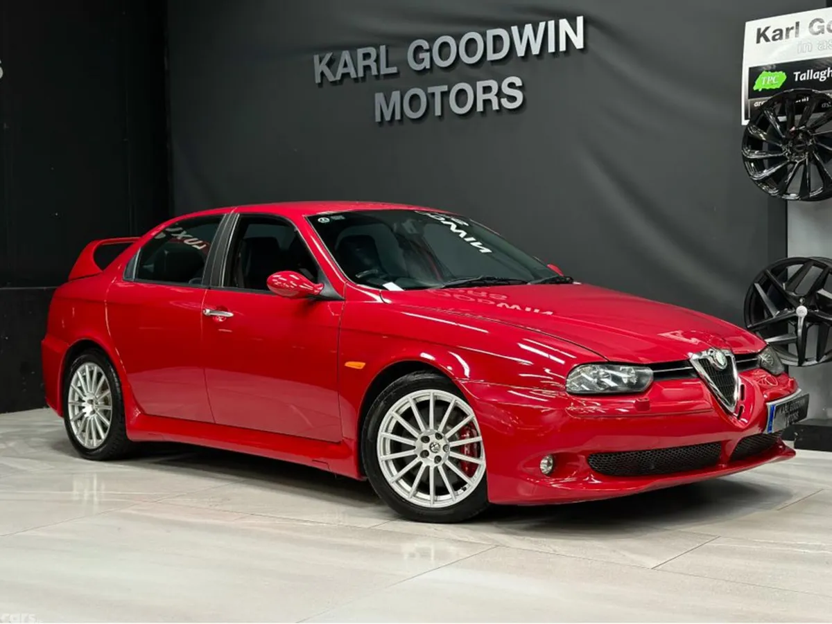 Alfa Romeo 156 Saloon, Petrol, 2002, Red