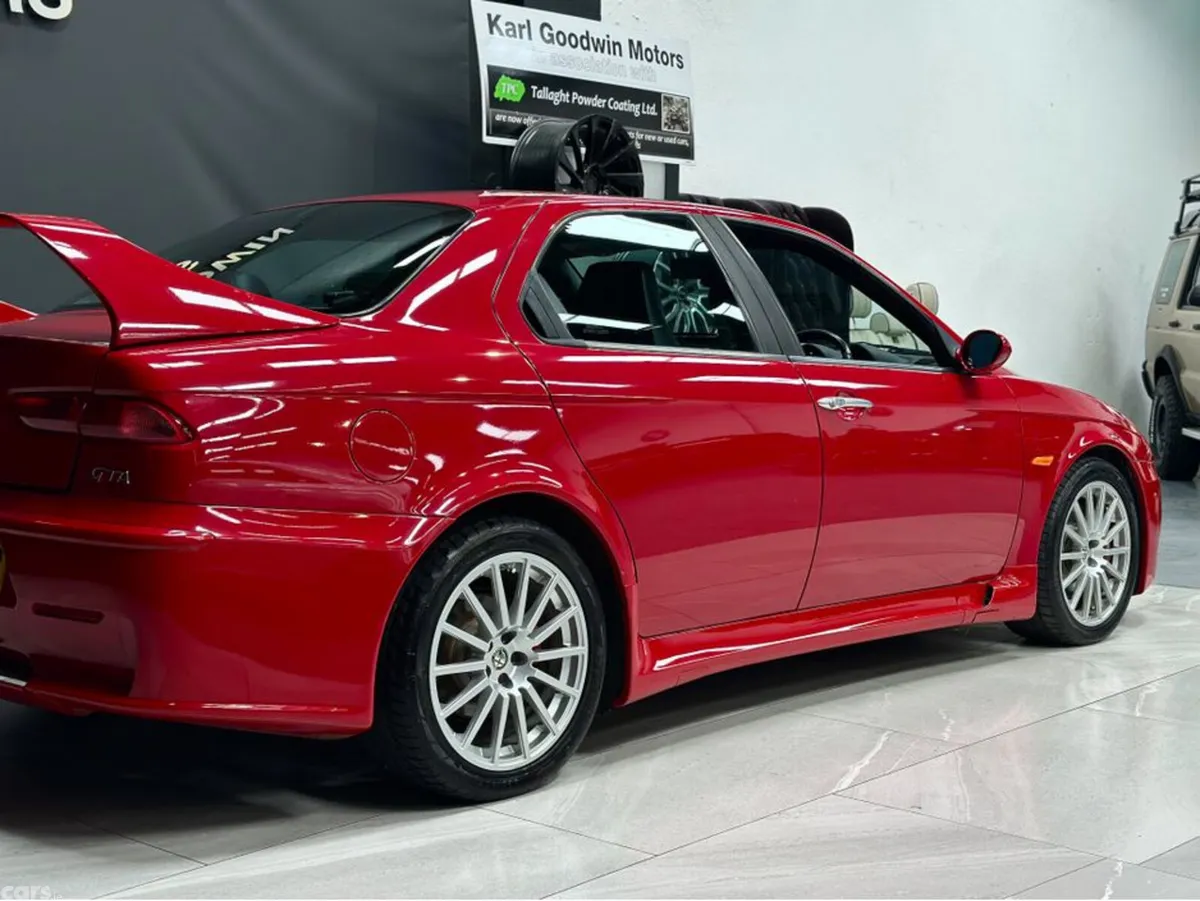 Alfa Romeo 156 Saloon, Petrol, 2002, Red