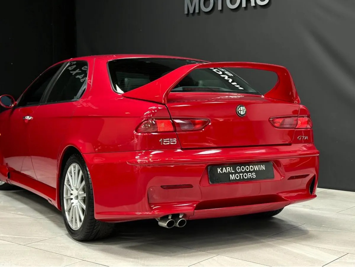 Alfa Romeo 156 Saloon, Petrol, 2002, Red