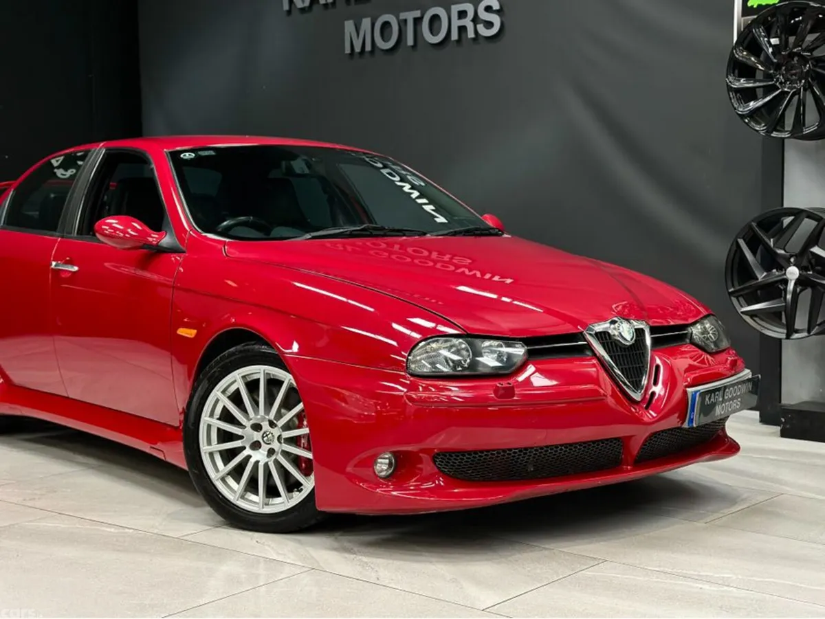 Alfa Romeo 156 Saloon, Petrol, 2002, Red