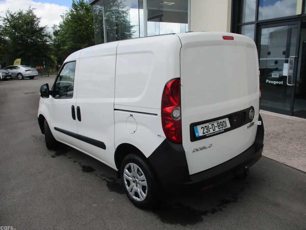 Fiat Doblo MPV, Diesel, 2023, White