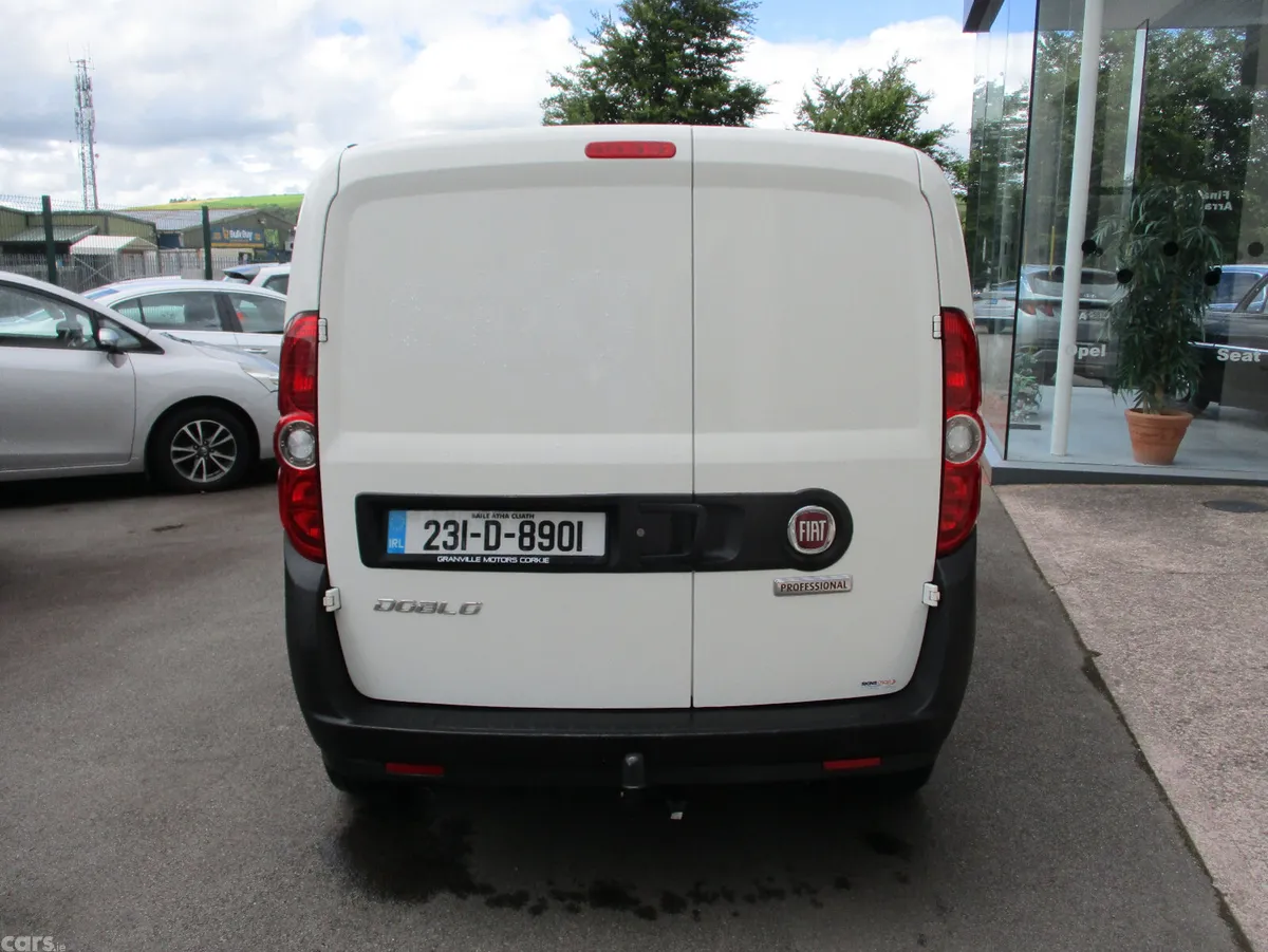 Fiat Doblo MPV, Diesel, 2023, White