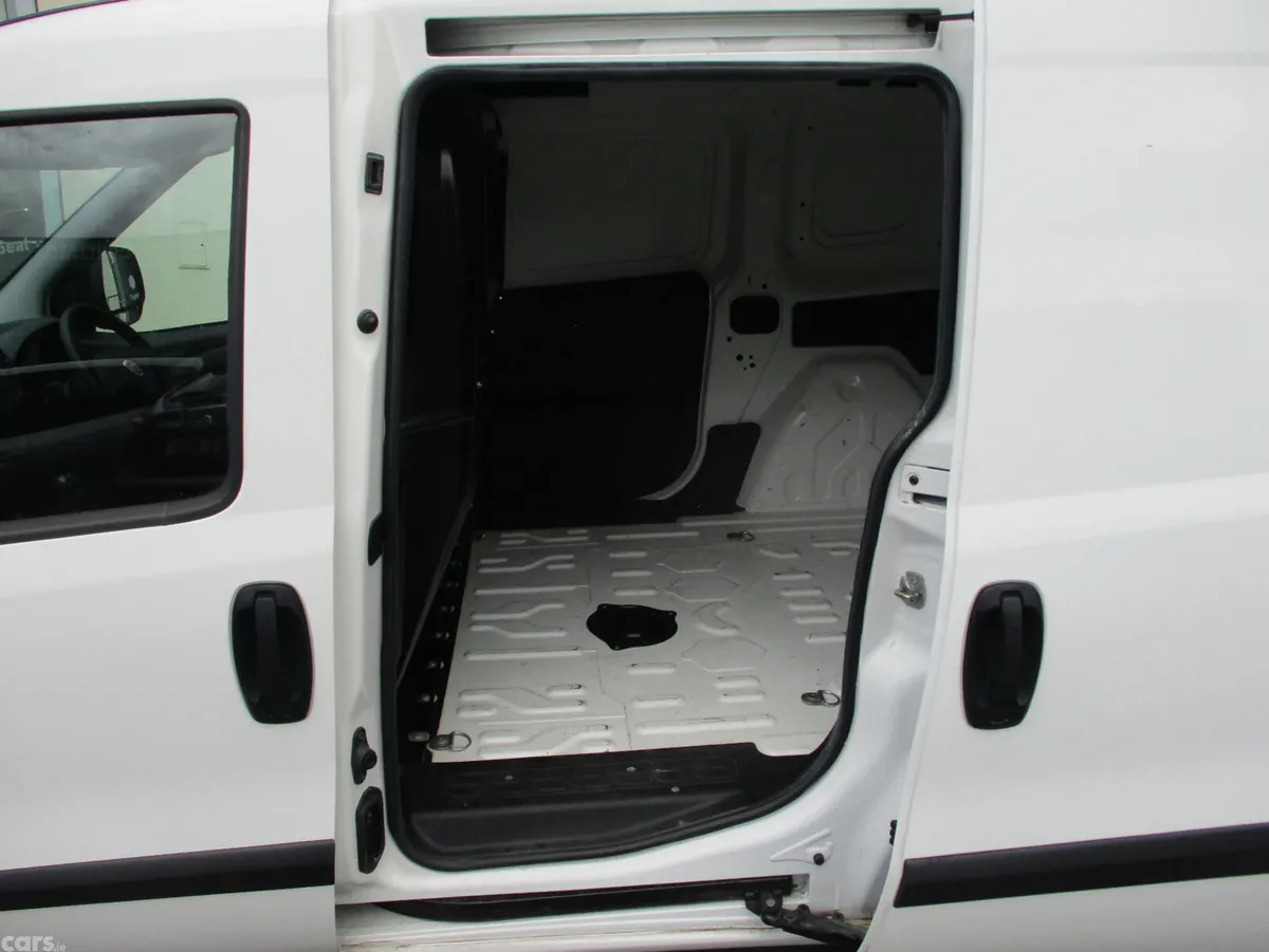 Fiat Doblo MPV, Diesel, 2023, White