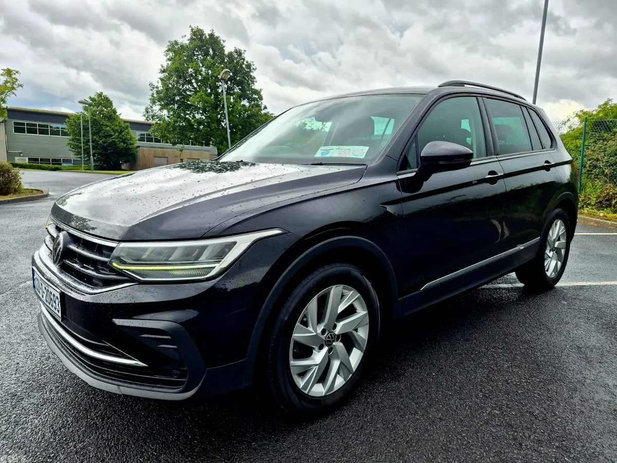 Volkswagen Tiguan SUV, Diesel, 2022, Black