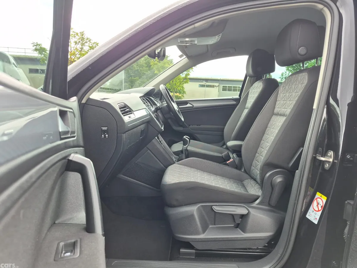 Volkswagen Tiguan SUV, Diesel, 2022, Black