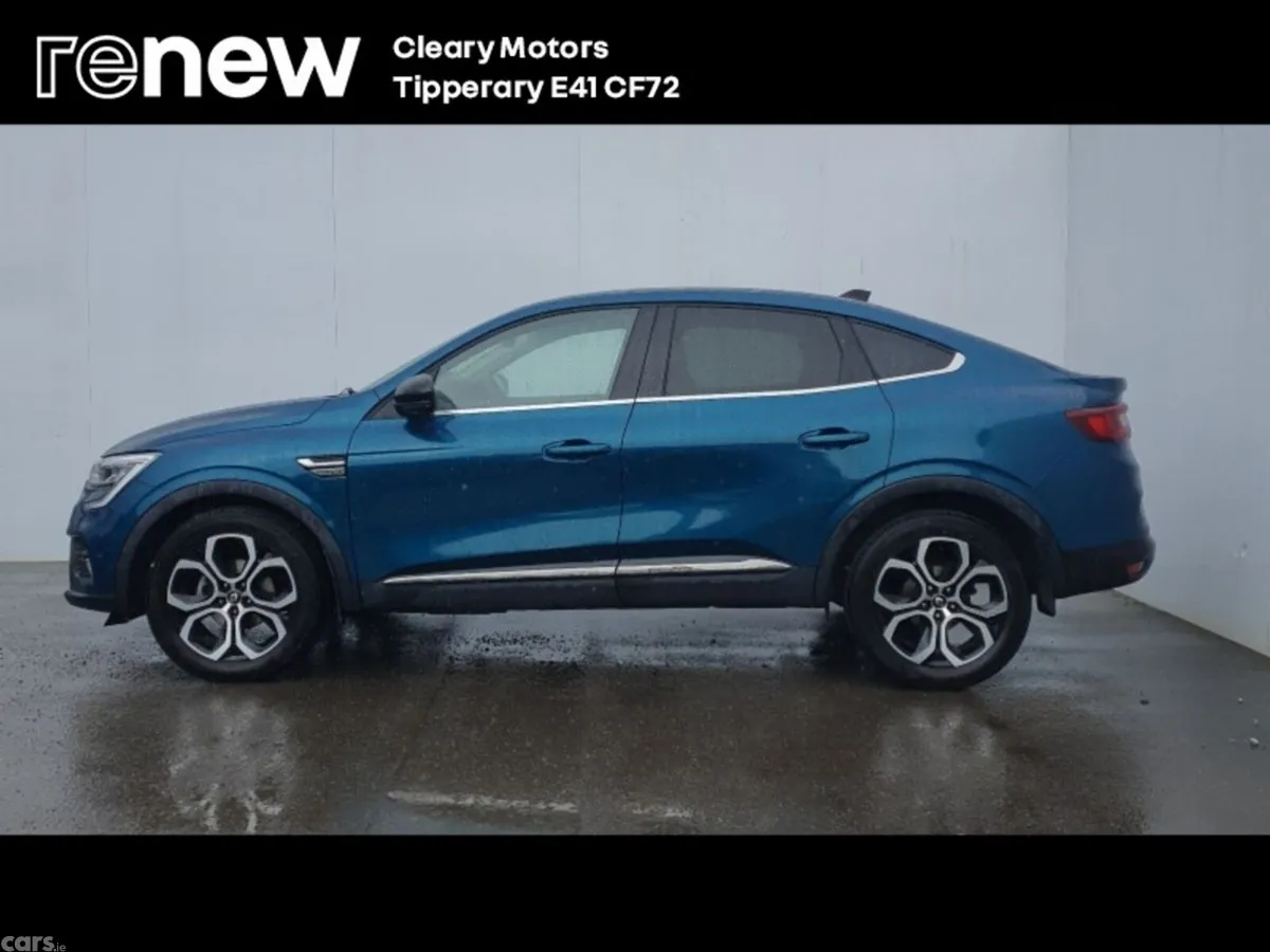 Renault Arkana Hatchback, Petrol, 2023, Blue