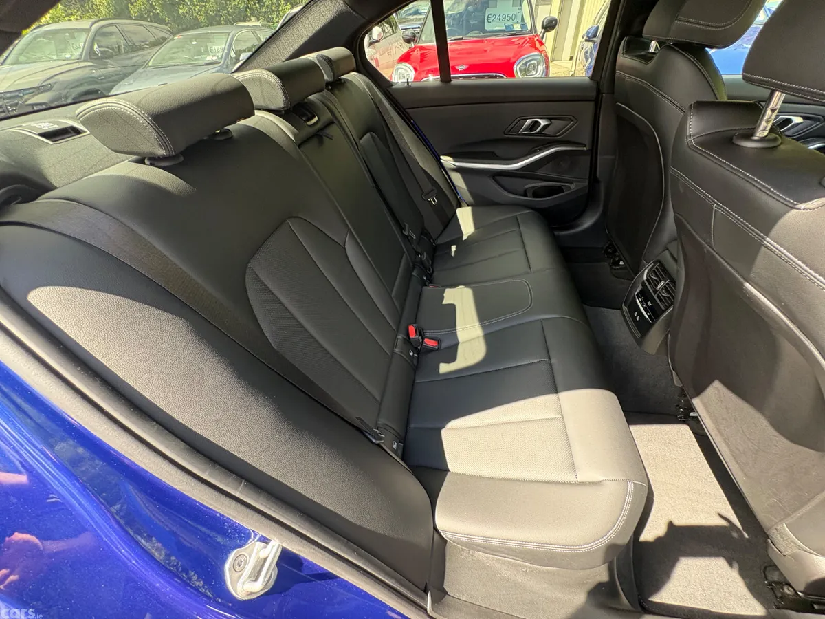 BMW 3-Series Saloon, Petrol Hybrid, 2025, Blue