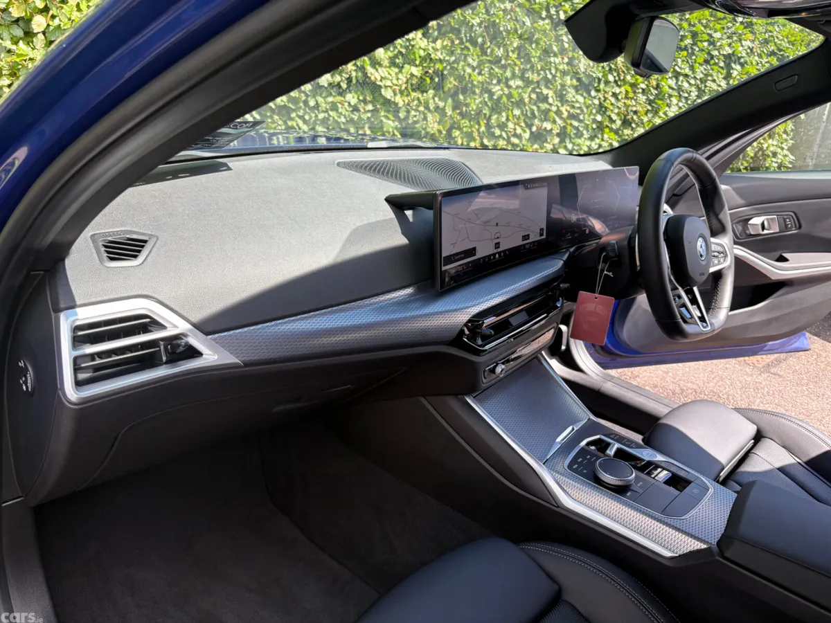 BMW 3-Series Saloon, Petrol Hybrid, 2025, Blue