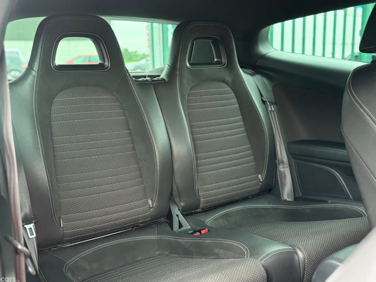 Volkswagen Scirocco Hatchback, Diesel, 2012, Red