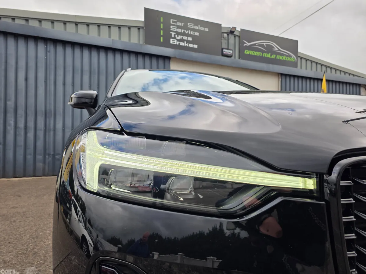 Volvo XC60 SUV, Diesel, 2022, Black