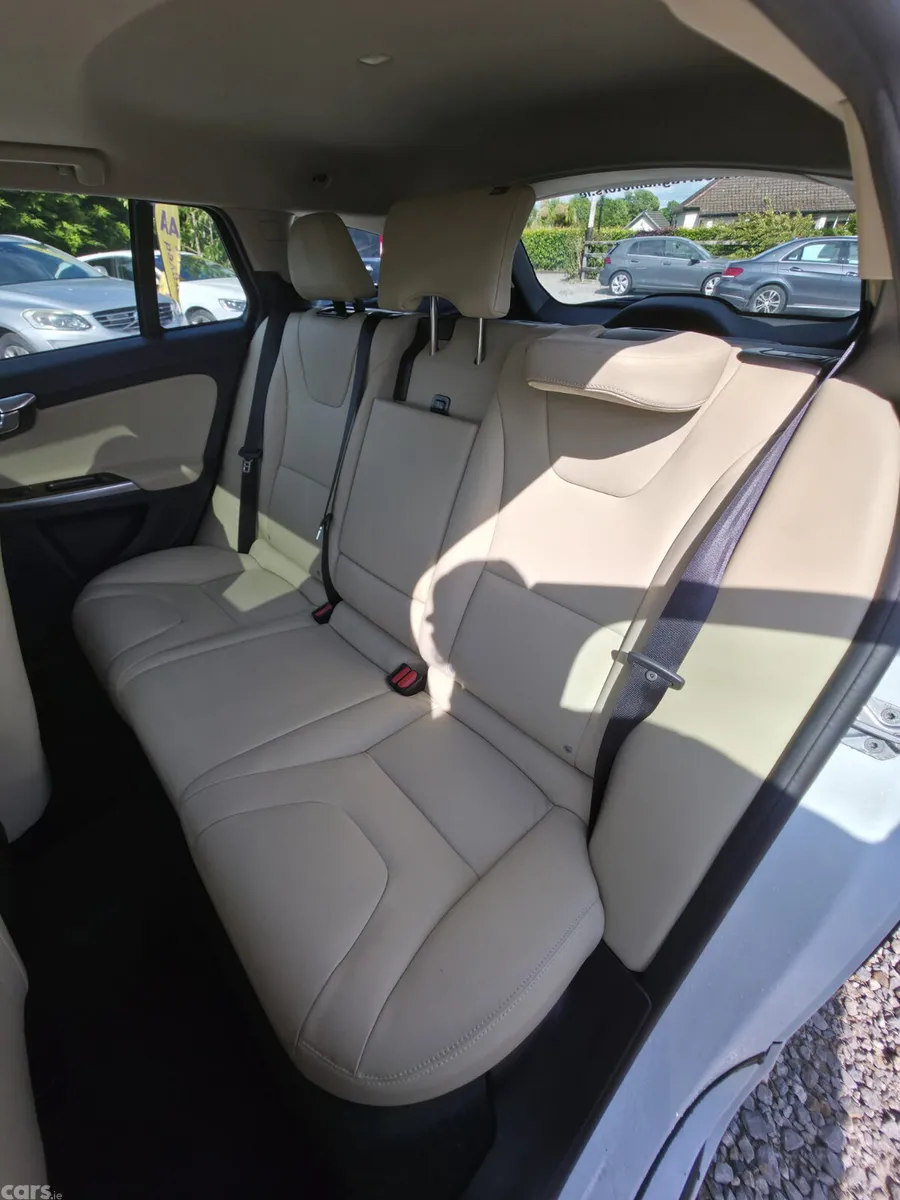 Volvo V60 Estate, Diesel, 2018, White