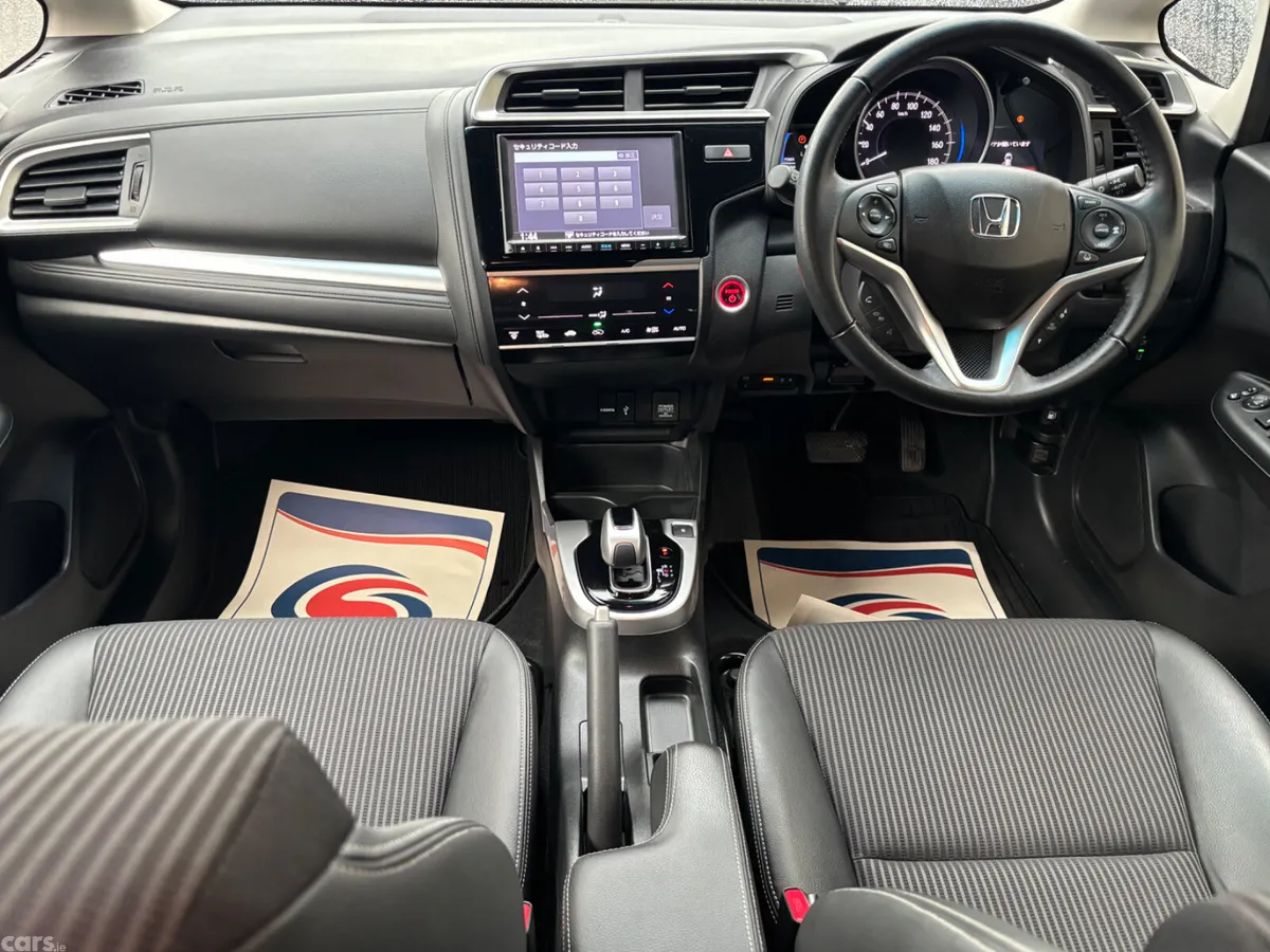 Honda Fit SUV, Petrol Hybrid, 2019, Blue