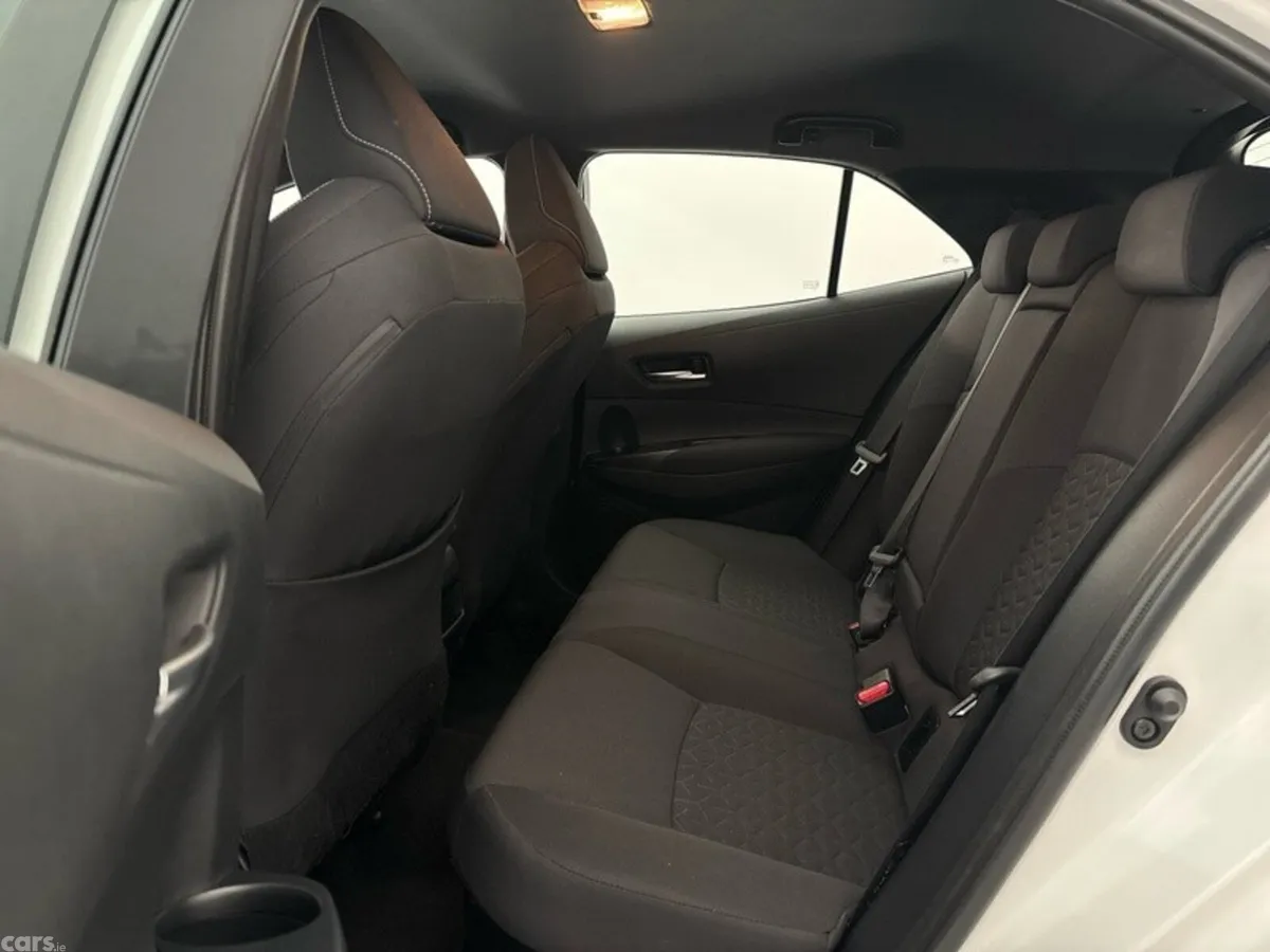 Toyota Corolla Hatchback, Petrol Hybrid, 2021, White