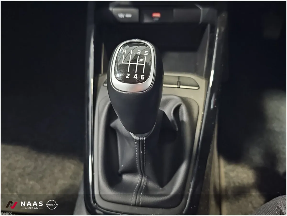 Kia Stonic SUV, Petrol, 2024, Red