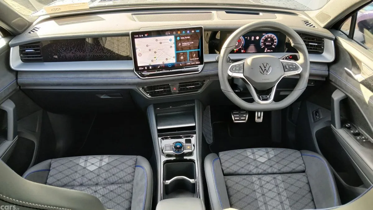 Volkswagen Tayron Estate, Diesel, 2025, Purple