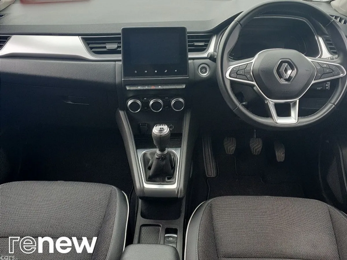 Renault Captur Hatchback, Petrol, 2023, White