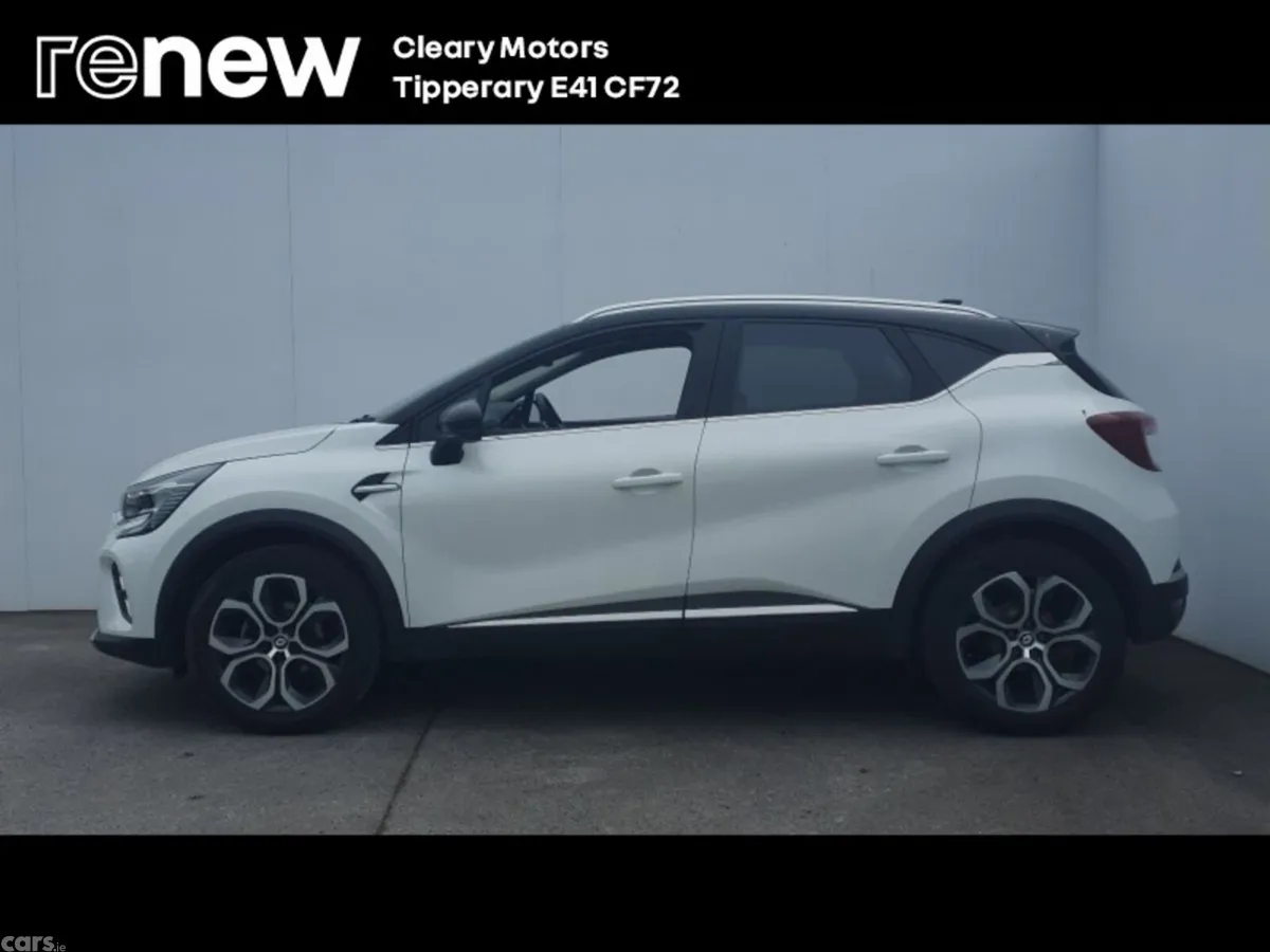 Renault Captur Hatchback, Petrol, 2023, White