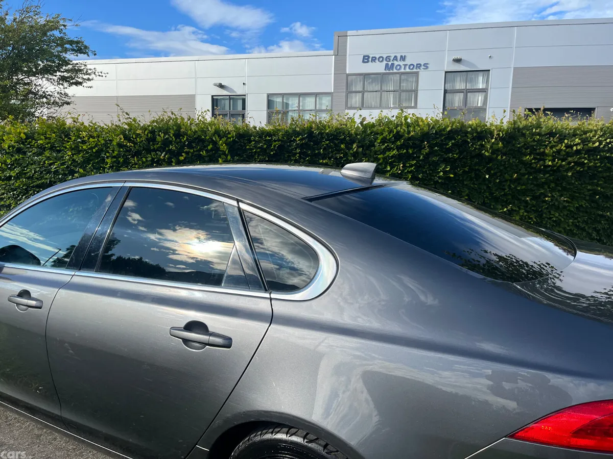 Jaguar XF Saloon, Diesel, 2017, Grey