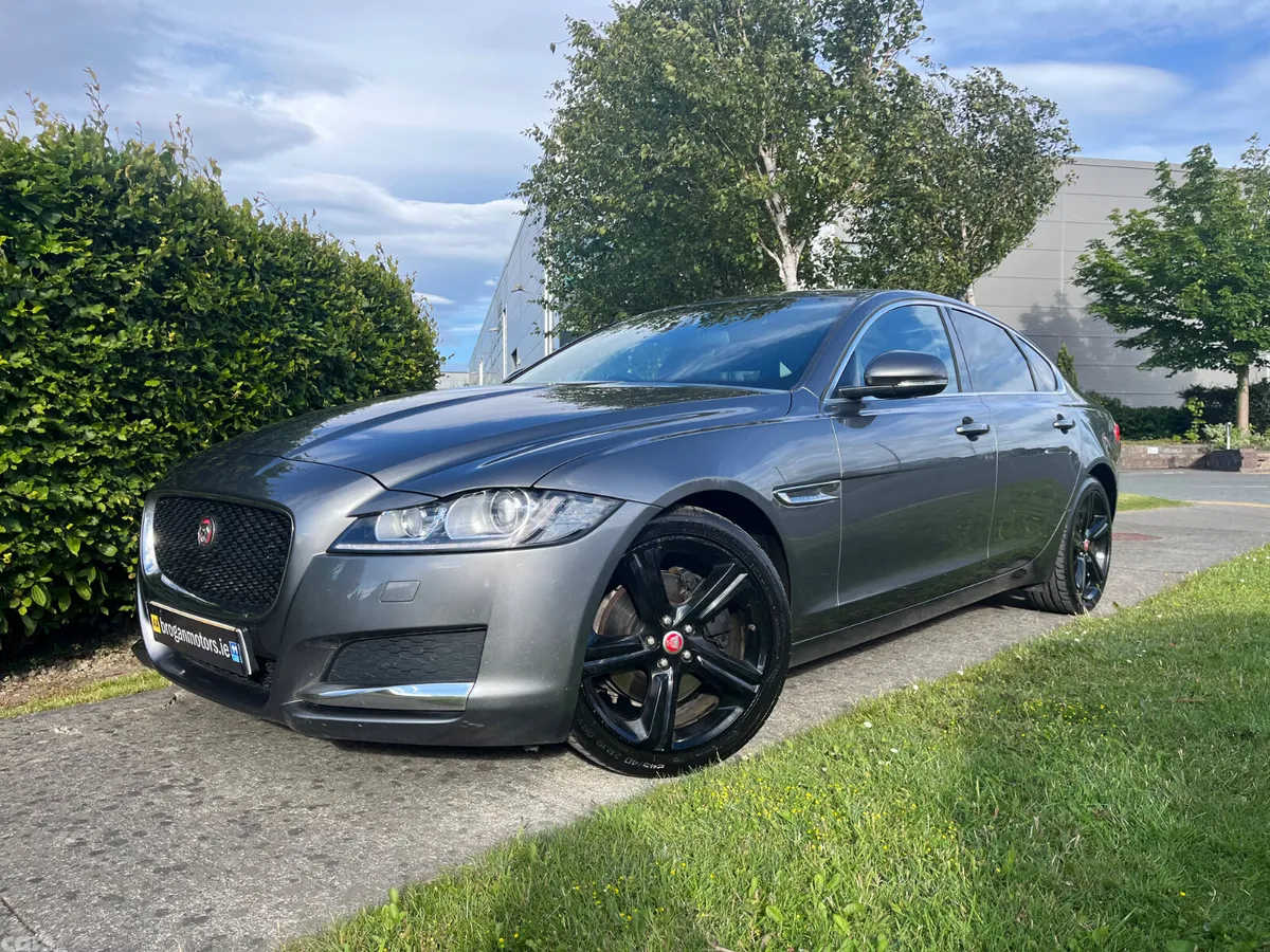 Jaguar XF Saloon, Diesel, 2017, Grey