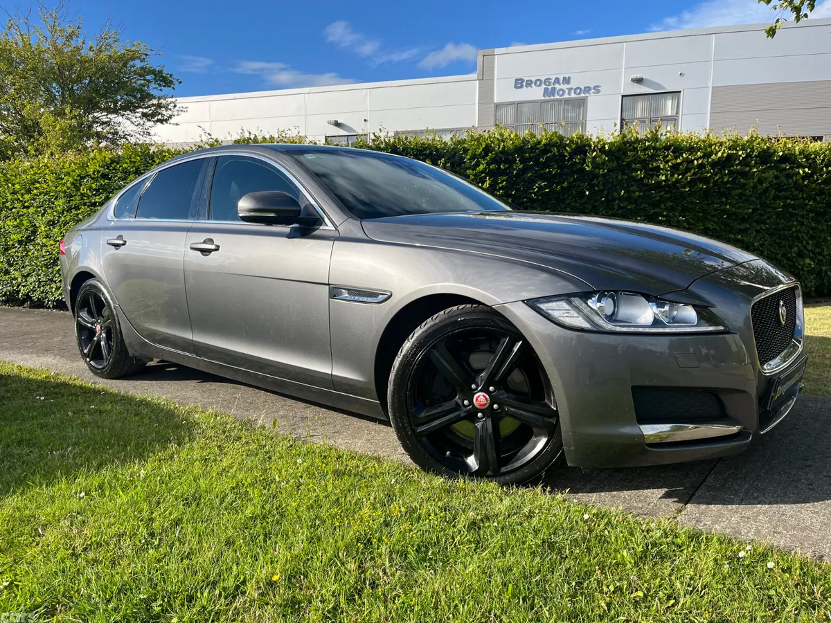 Jaguar XF Saloon, Diesel, 2017, Grey