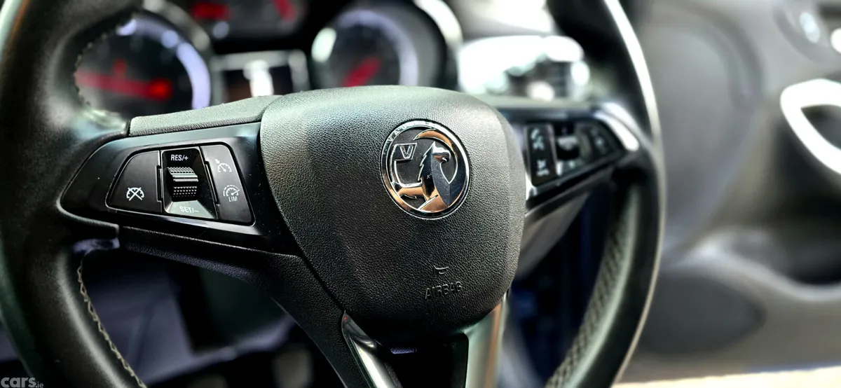 Vauxhall Astra Hatchback, Diesel, 2020, Blue