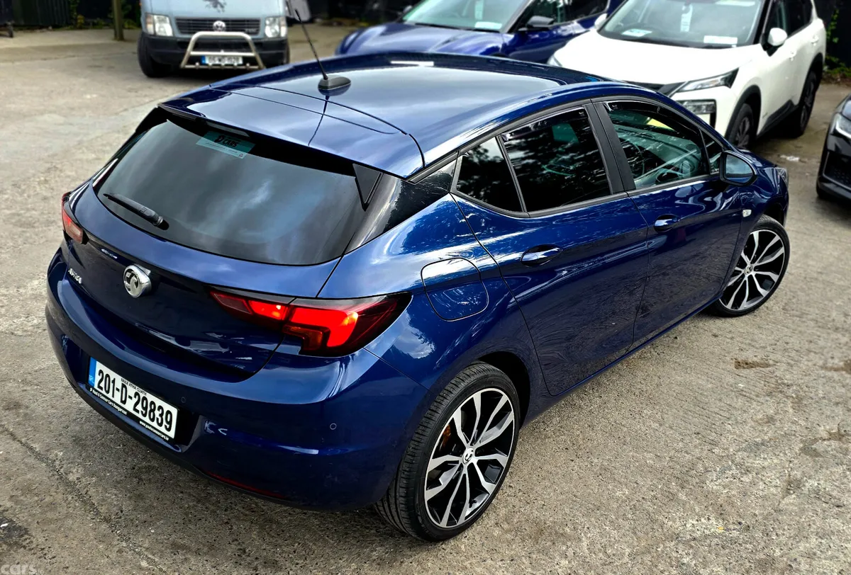 Vauxhall Astra Hatchback, Diesel, 2020, Blue